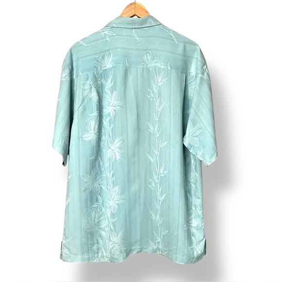 TOMMY BAHAMA 100% Silk Tropical Shirt MEDIUM - Picture 4 of 7